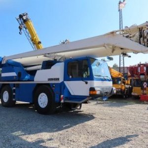 foto 40t Autojeřáb Liebherr LTM1040-2.1