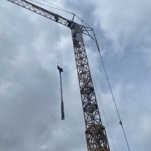 foto 35-43m/6t věž jeřáb Liebherr 63K