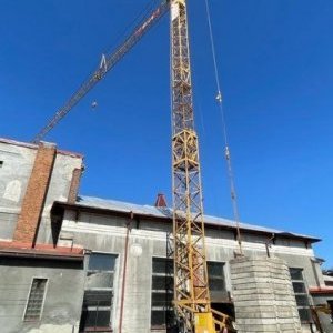 foto 35-43m/6t věž jeřáb Liebherr 63K