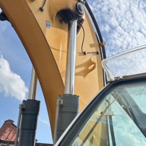 foto 19t bagr Liebherr A 914 Litronic offset